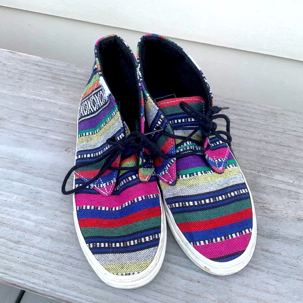 SOLD Vans mid top